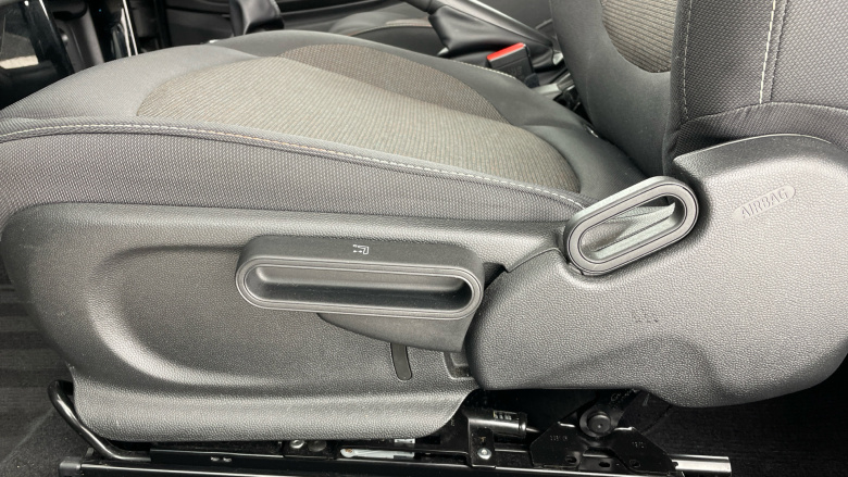 MINI Hatchback 1.5 Cooper Classic 3dr Petrol Hatchback